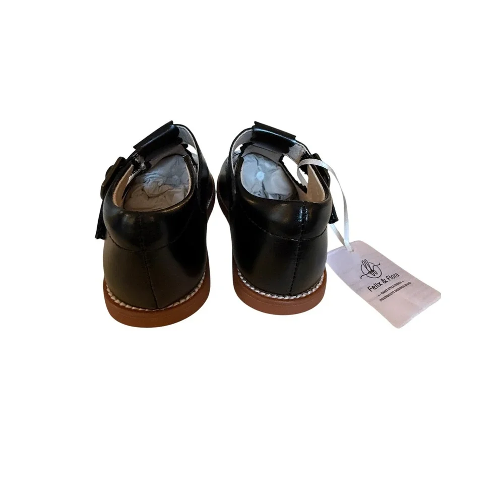 Felix and Flora Black Mary Jane NWT Girls Size 8